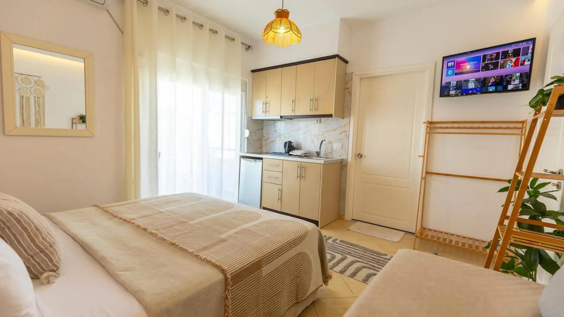 Pensjonat Villa Shafeti Ksamil